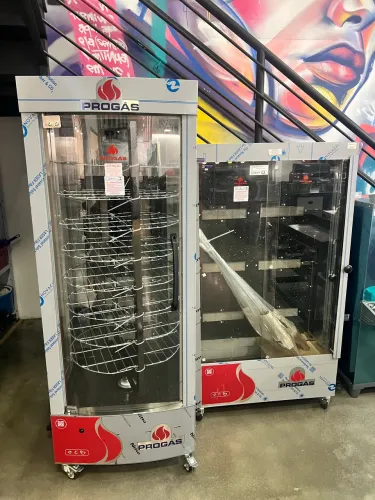 Máquina de assar Frango giratória pra 128kg nova pronta entrega 