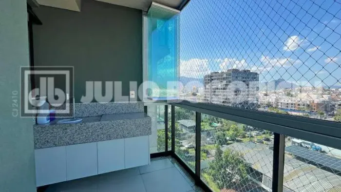 Condomínio Sunset Club Residence 3 quartos (1 suíte) Recreio dos Bandeirantes