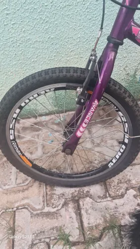 Bicicleta aro 20 ótimo estado roda aero