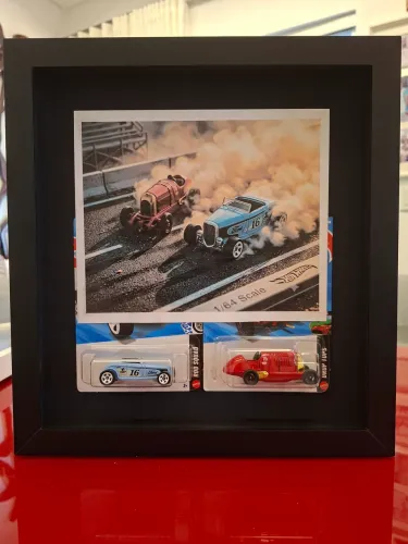 Quadro hotwheels carrinhos originais no blisters cartela