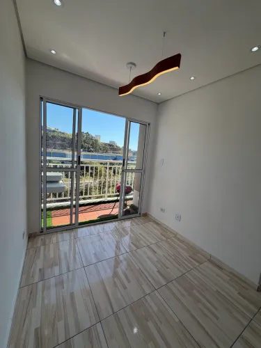Apartamento à venda por R$ 250.000,00