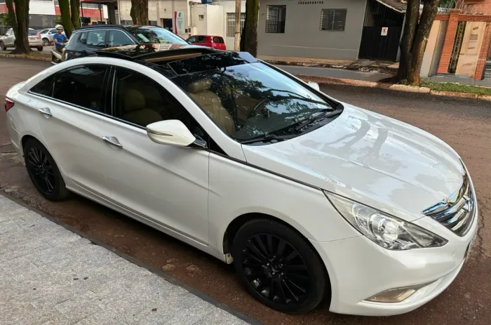 Hyundai Sonata 2.4 16V 182cv 4P Aut. 2013