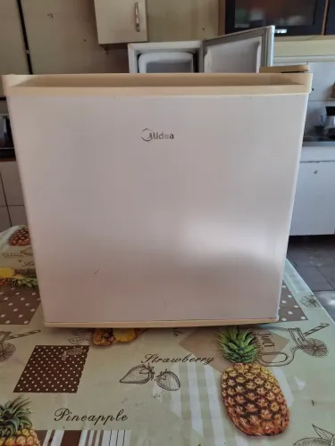 Vendo frigobar 45l