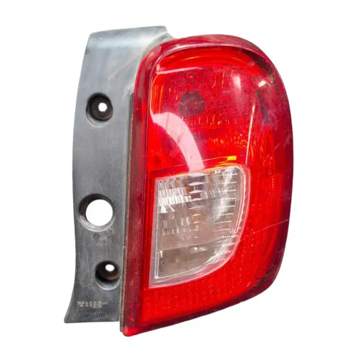 Lanterna Traseira Direita Nissan March 2015 a 2020