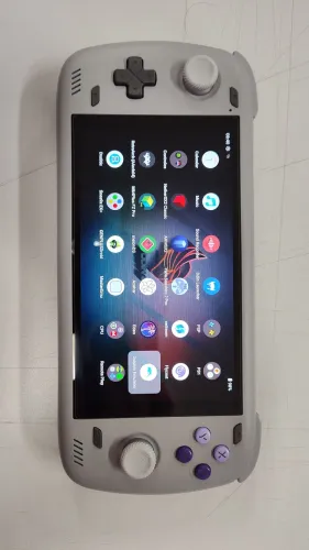 Ayn odin 2 max 512gb e 16gb de ram