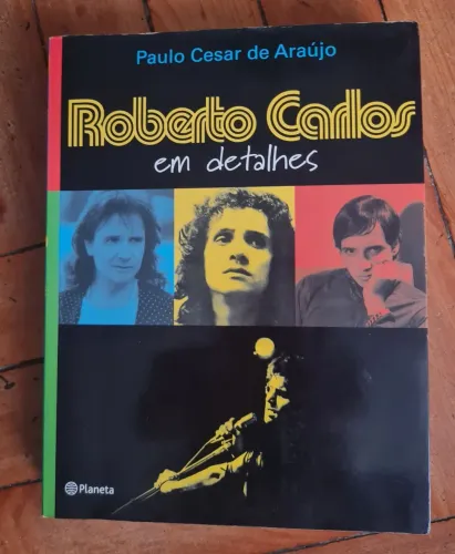 Livro sobre a trajetória de ROBERTO CARLOS