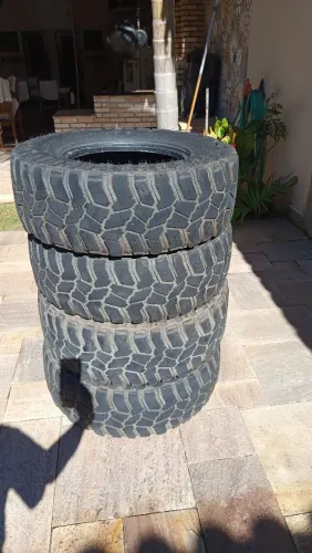 Vendo pneus Mud terrain aro 16