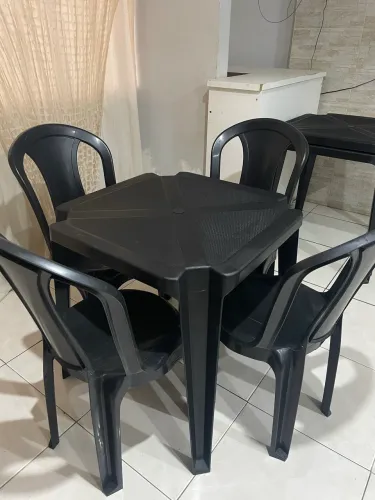 Vendo 3 jogo de mesas novos