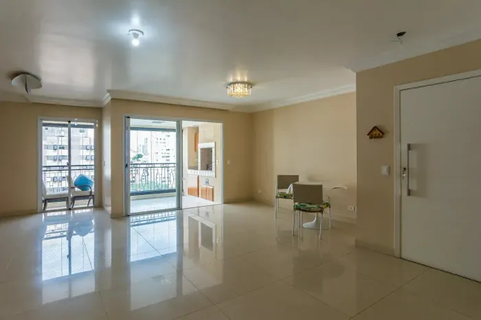Imóvel para venda possui 133 metros quadrados com 4 quartos em Perdizes - São Paulo - SP