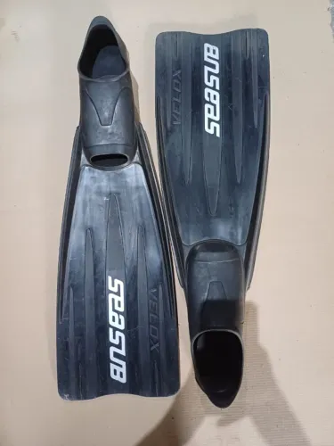 Nadadeiras Seasub Velox 40-41 + máscara + snorkel 