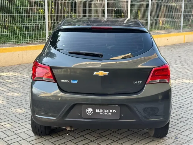 Chevrolet Onix Hatch LT 1.4 8V Flex Mec. 4P 2018