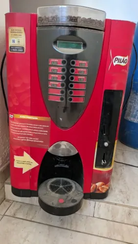 Máquina de café pilão