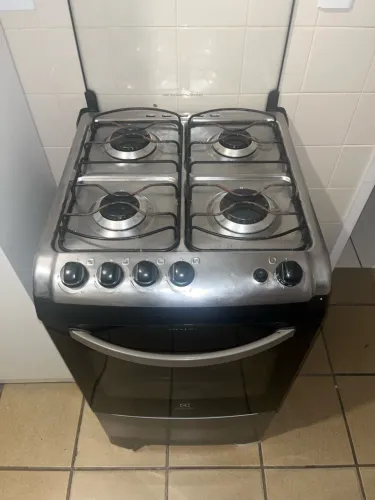 Fogão Electrolux Inox 4 Bocas 52SBC com Forno a Gás