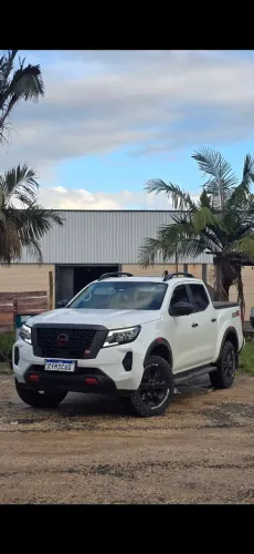 Nissan Frontier Pro4x CD 4X4 2.3 Bi-TB Die. AUT 2025