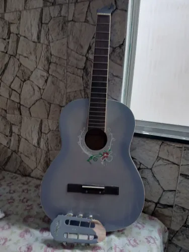 Quero vender meu violão