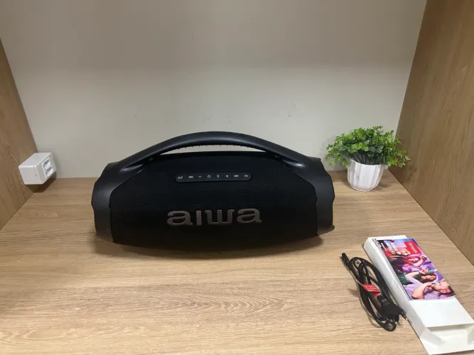 CAIXA DE SOM BOOMBOX AIWA PLUS - NOVA, SEM USO!
