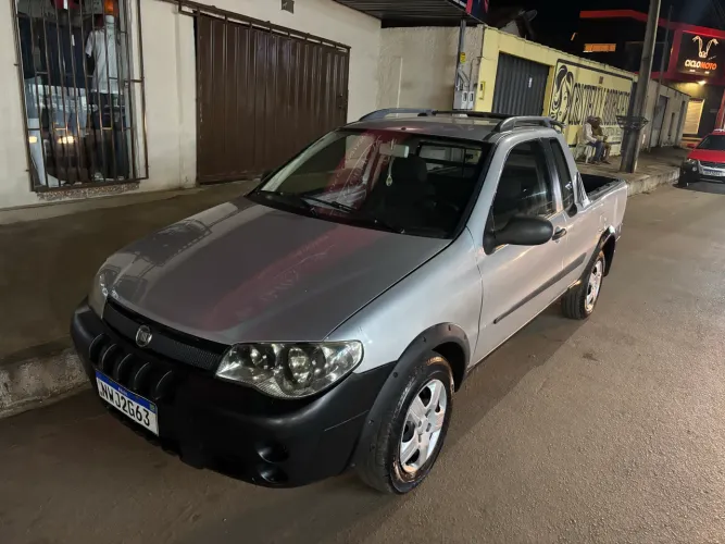 Fiat Strada 1.4 MPI Fire Flex 8V CE 2011