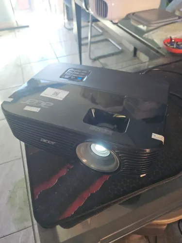 Projetor Acer Hdmi 3600 lumens Apenas 340 horas de lampada