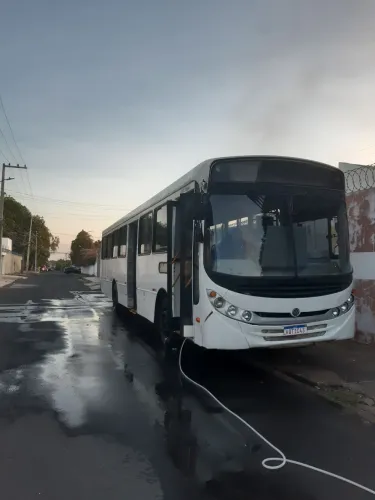 Ônibus volkswagem Ano 2009