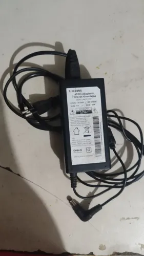 Fonte de notebook Samsung 19v 2.53A