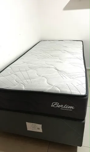 Cama de solteiro