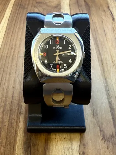 Relógio Ricoh Shock Proof - 1970