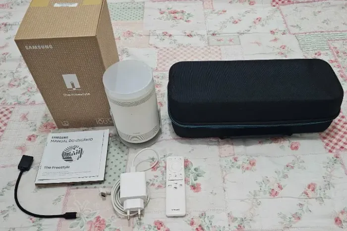 Projetor Freestyle Samsung + Case para Transporte + Cabo Hdmi