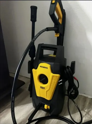 Maquina de alta pressão mondial