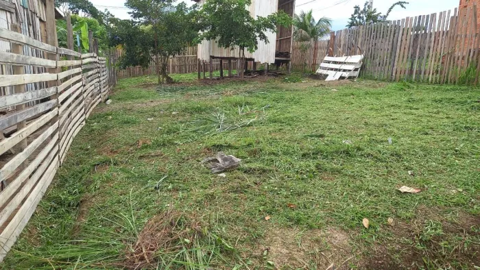 Casa do tamanho de um cuarto já da de mora no vista linda 17$ mil