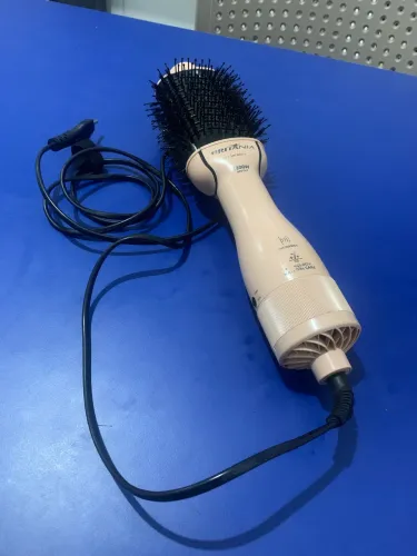 Escova secadora britânica