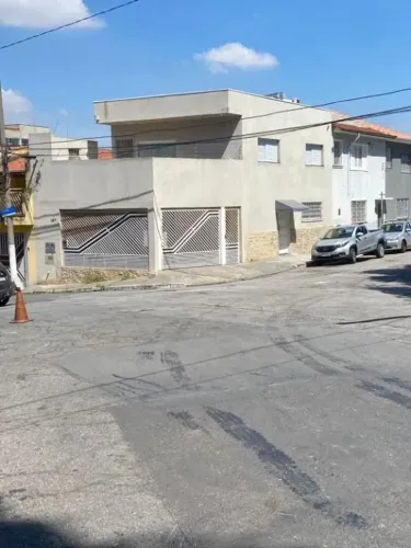 Sobrado de Esquina Reformado na Vila Guilherme