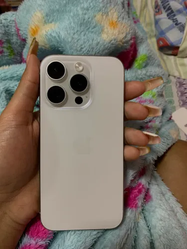 iPhone 15 pro 256gb 79%