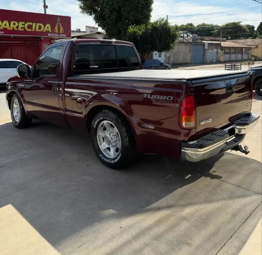 Ford F-250 XLT 4.2 TB Diesel 2005