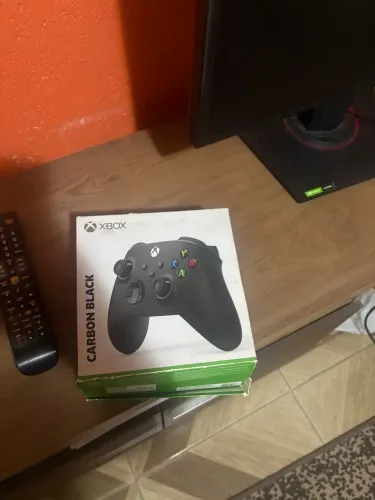 Controle Xbox Séries X Carbon Black