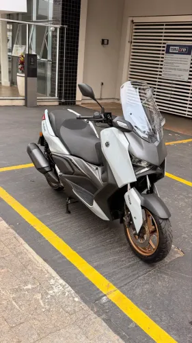 YAMAHA XMAX 300cc