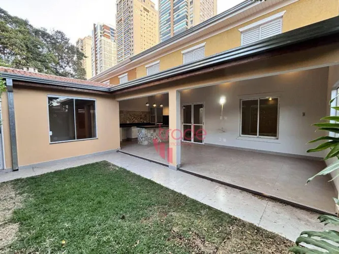 Casa em Condomínio para Venda ou Locação de 03 Quartos sendo todos Suítes no Bairro Bosque