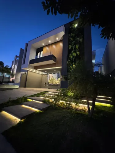 Sobrado à venda em Campinas, Swiss Park, com 4 suítes, com 335 m²