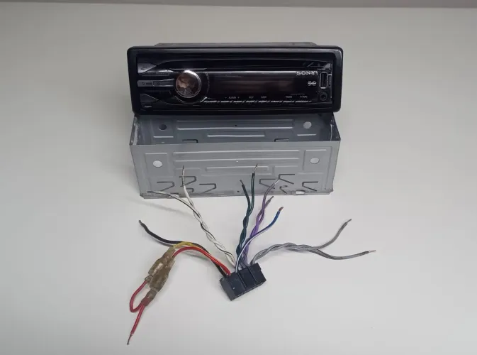 Sony CDX-GT457UX ((Para Restauração))