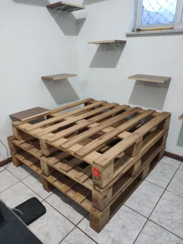 DOAÇÃO Paletes de madeira