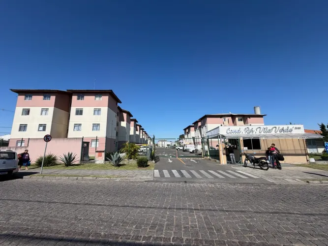? APARTAMENTO À VENDA - R$ 210.000