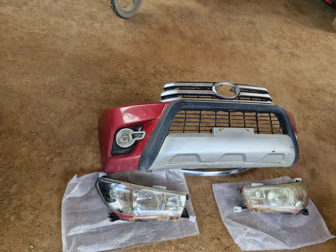 Frente completa hilux 16 a 18