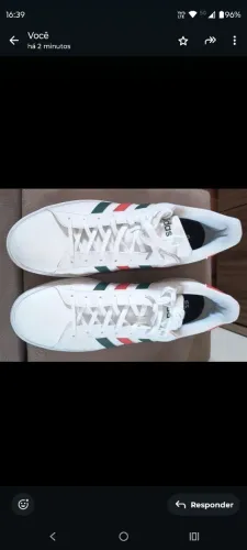 Tênis Adidas