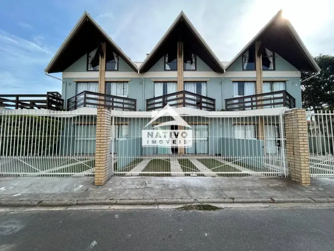 Imóvel para venda possui 290 metros quadrados com 12 quartos
