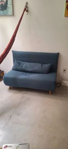 SOFÁ-CAMA 2 LUGARES | EXCELENTE ESTADO | APENAS 8 MESES DE USO