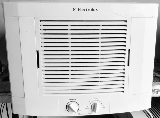 Ar condicionado Eletrolux 10 mil BTUs 110 volts 