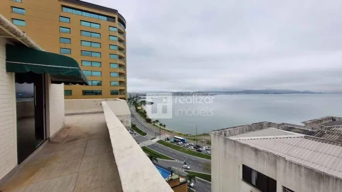 Cobertura Residencial à venda, Centro, Florianópolis - CO0033.