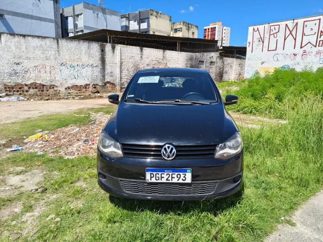 Volkswagen Fox 1.0 MI Total Flex 8V 5P 2013