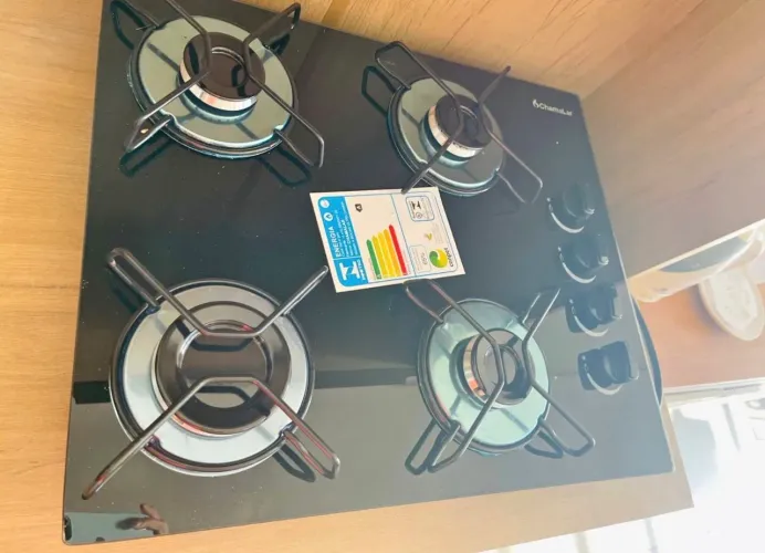 FOGÃO COOKTOP NOVO COM 4 BOCAS CHAMALUX?