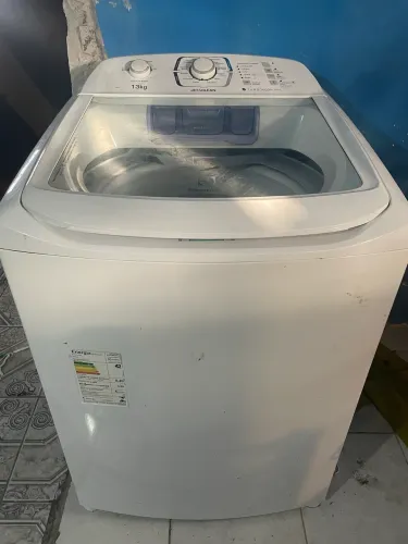 Máquina de lavar com defeito