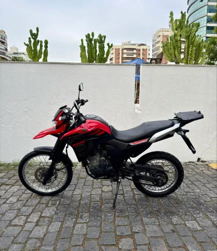 Vendo Lander 250 - 2023 - MUITO NOVA!